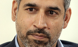 مذاکره خلیلیان با احمدی نژاد/ تنظیم بازار مرغ به وزارت صنعت ارجاع شد