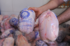 مرغ وارداتي و گوشت14 هزار توماني از فردا در پايتخت توزيع مي‌شود