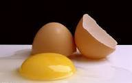 ارزش غذایی تخم مرغ قهوه ای رنگ بیشتر از سفید نیست