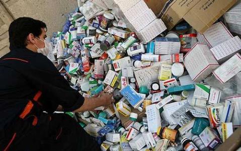 کلاه گشاد بر سر خریداران