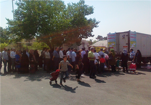 تناقض قیمت‌ها در نمایشگاه ضیافت/ ازدحام در غرفه‌های مرغ ترکیه‌ و گوشت پاکستانی