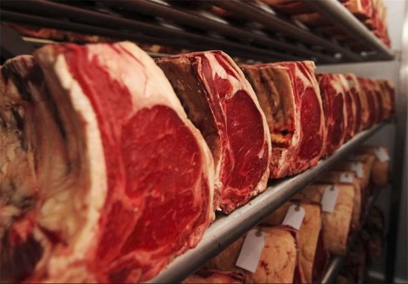 رئیس اتحادیه گوشت گوسفندی قیمت گوشت قرمز وارداتی (تنظیم بازاری) را ۳۳ هزار تومان اعلام کرد.